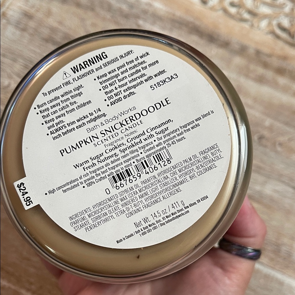 Bath & Body Works Pumpkin Snickerdoodle Candle - Orange and Brown - Picture 4 of 4